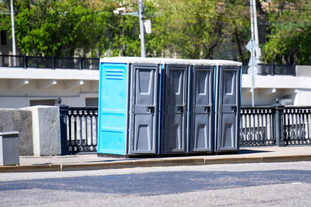 Portable Toilet Options We Offer in Robersonville, NC